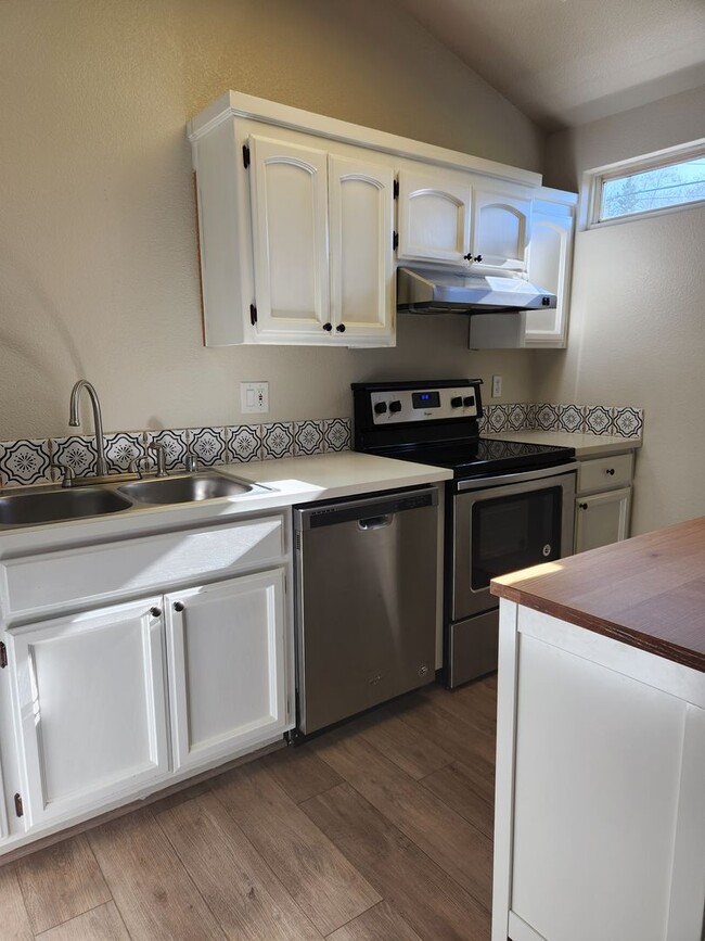 Photo - 1 Bdrm, 1 Bath ADU near Sutter Street - Historic Folsom