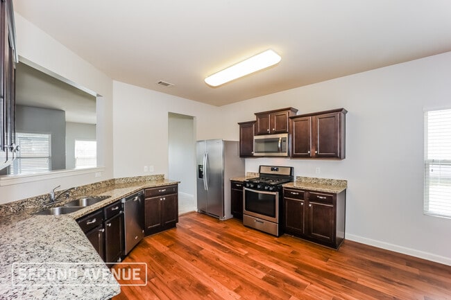 Photo - 4080 Clay Ct SE