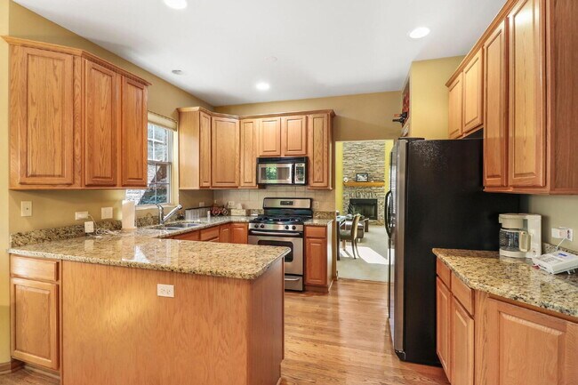 Photo - Spacious 3-Bedroom Townhouse with Main-Flo...