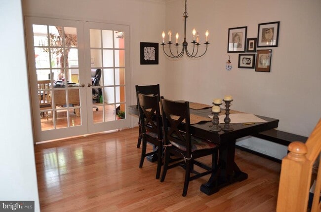 Photo - 43060 Francis Square