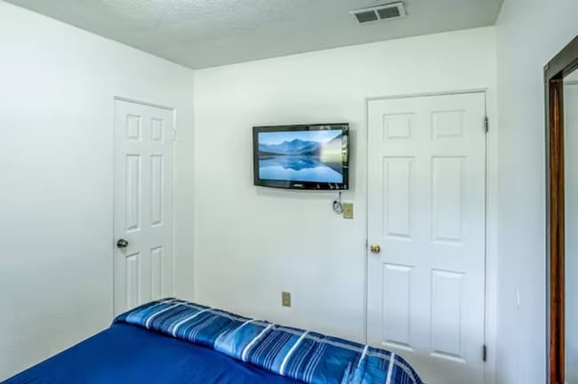 Photo - 2721 Raeford Rd