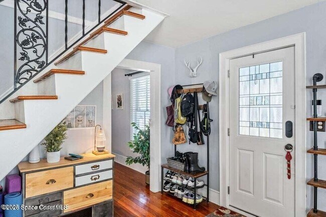 Photo - 1654 Highland Ave