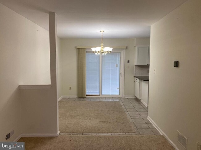 9 Revere Pl