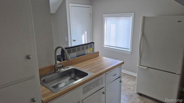 Photo - 1419 Fox St Unit Upper