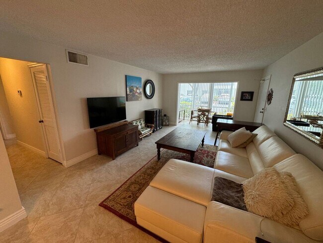 Photo - 6219 Bay Club Dr Unit 2