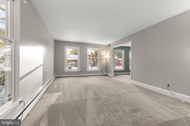 Photo - 137 Blackfoot Trail