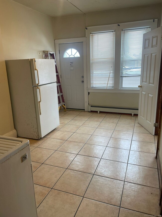 Photo - 343 Wayne St Unit 1st