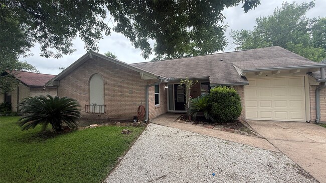 Building Photo - 7107 Sawmill Trail