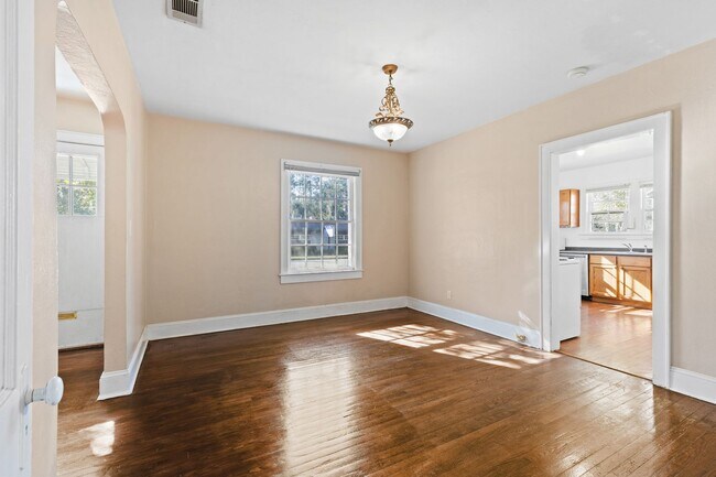 Photo - Location location location! This 2 bedroom 1 bath home is convenient to everything!