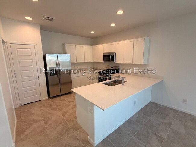 Photo - 14955 W Hackamore Dr