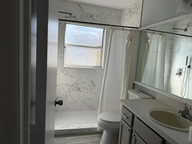 Photo - 11527 Wingham Ct