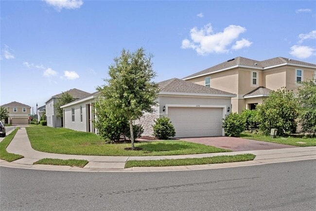 1678 Swan Swim Dr