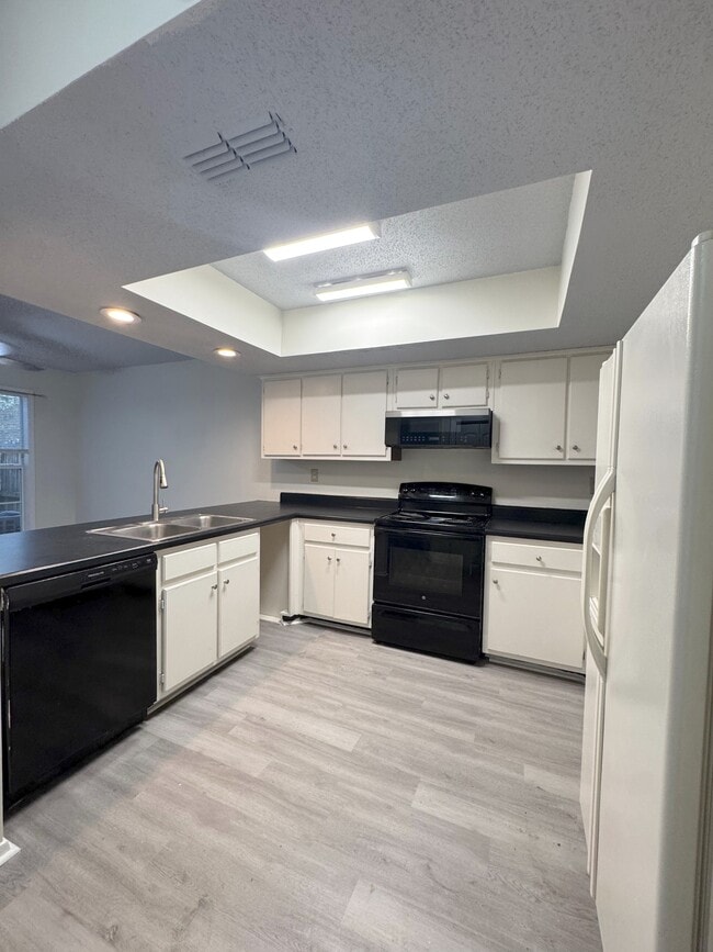 Photo - 3092 S Wesley Ct