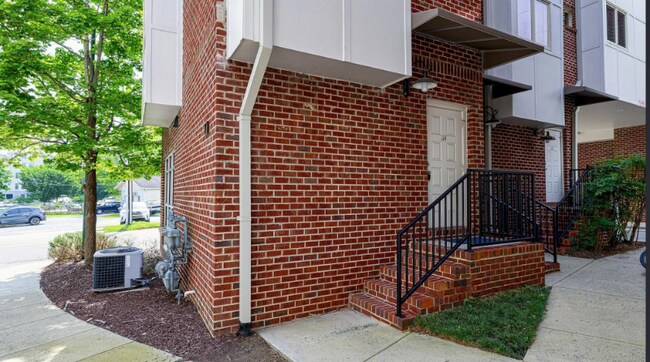 Photo - 400 W Rosemary St Unit 114