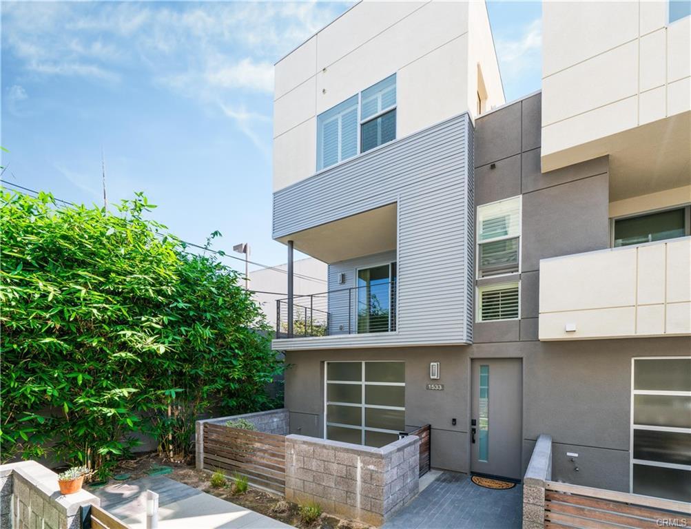 Photo - 1533 Sullivan Ave