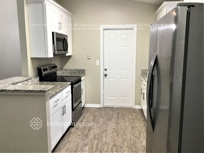 6897 Blackberry Ct