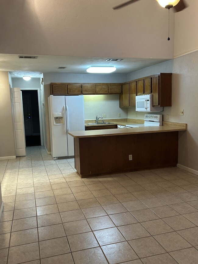 Photo - 1135 Ocala Rd