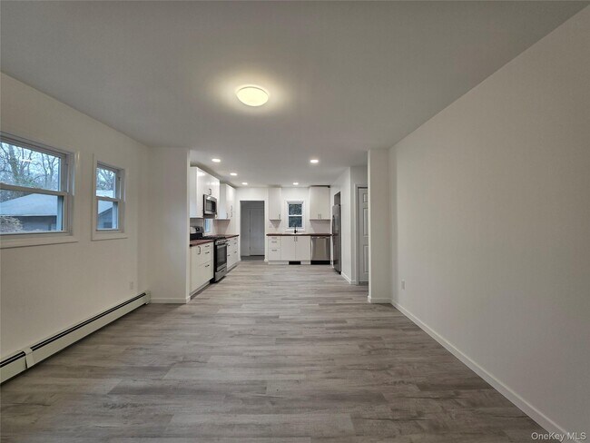 Photo - 200 Deforest Rd