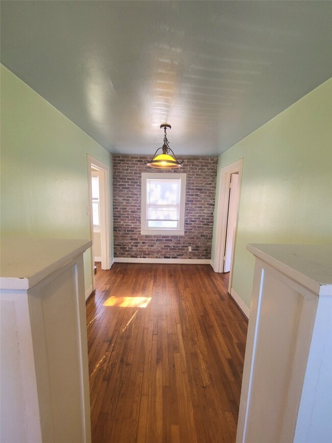 Photo - 1827 Fourcade St