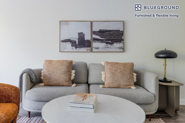 Photo - 2721 Midtown Ct Unidad SI FL2-ID2146