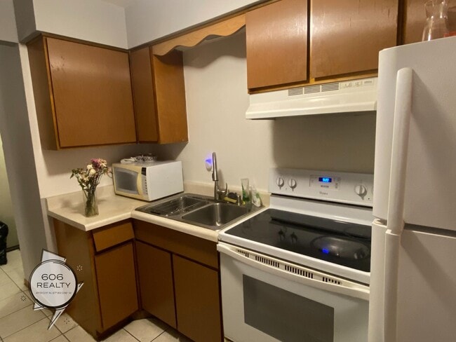 Photo - Clean Cozy Apts on Ruby! Unit 11