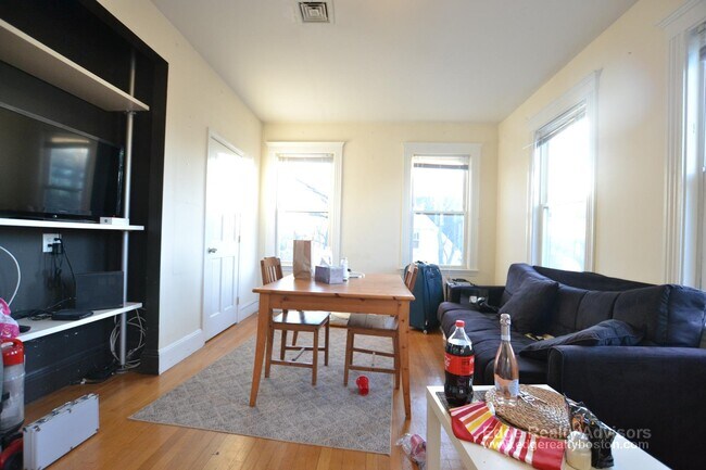 Photo - 37 Wallingford Rd Unidad 2