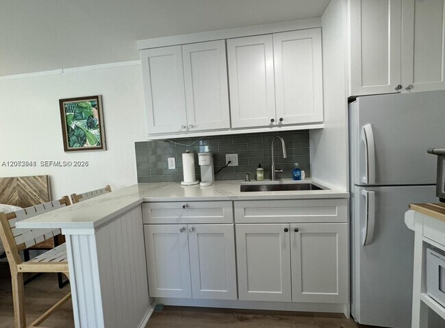 914 N Ocean Breeze Unit 1