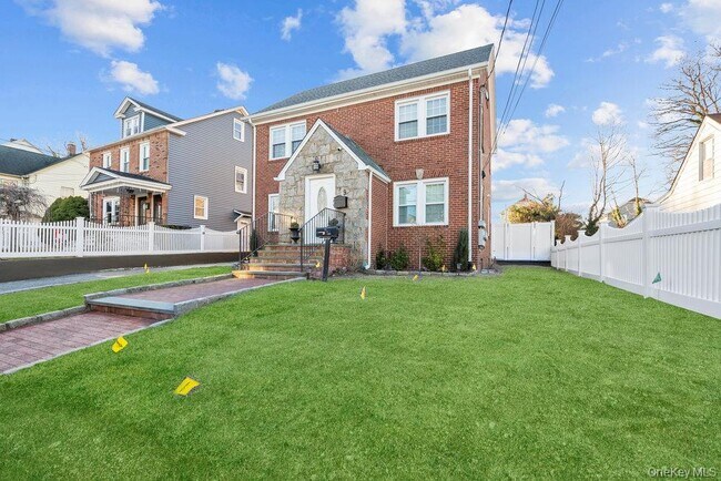 Photo - 9 George St Unidad lower