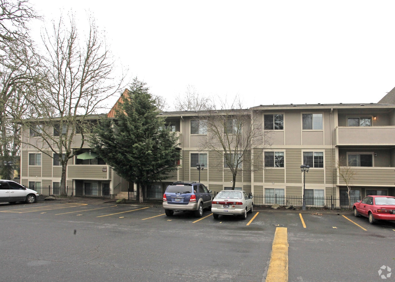 Cambridge Park Apartments - Cambridge Park Apartments
