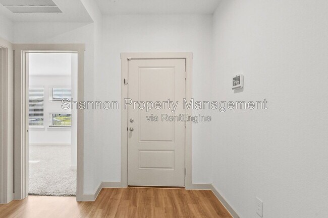 Photo - 7915 Murciana Dr