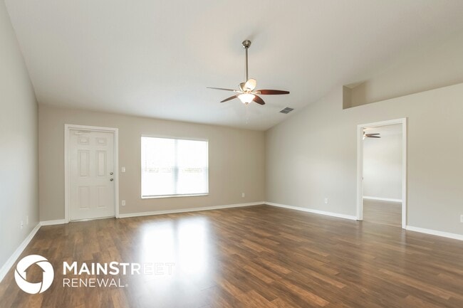 Photo - 1411 Hillsborough Way