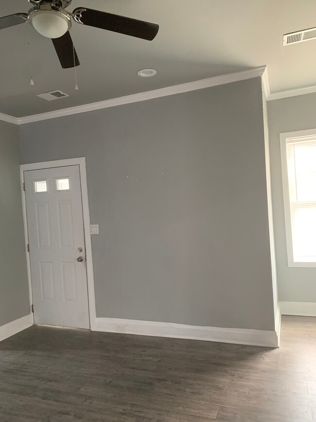 Building Photo - 153 Boggs Ave Unit 2