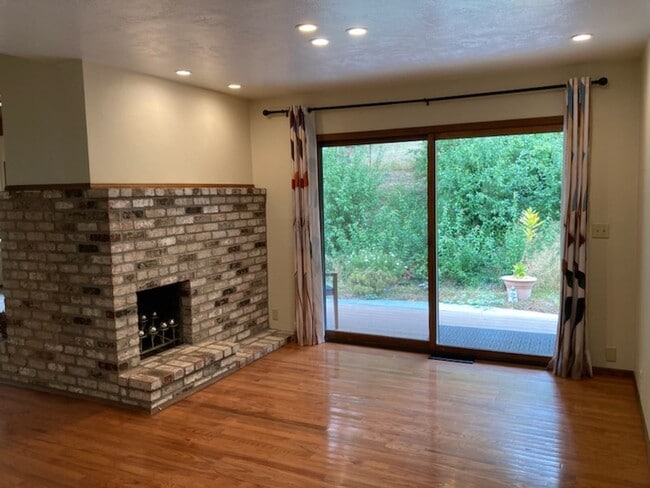 Photo - 16715 Coleman Valley Rd
