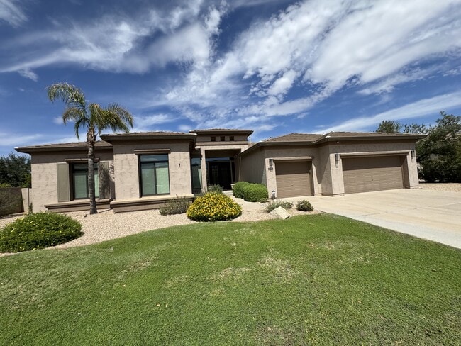 Building Photo - 3172 E Birchwood Pl