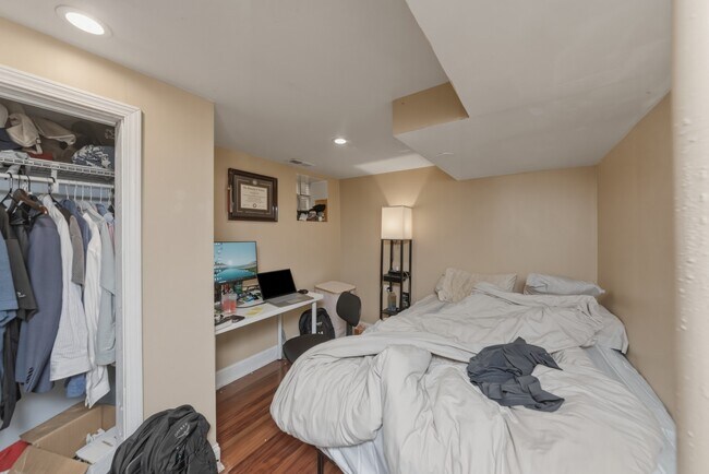 Photo - 3712 N Racine Ave Unidad 1