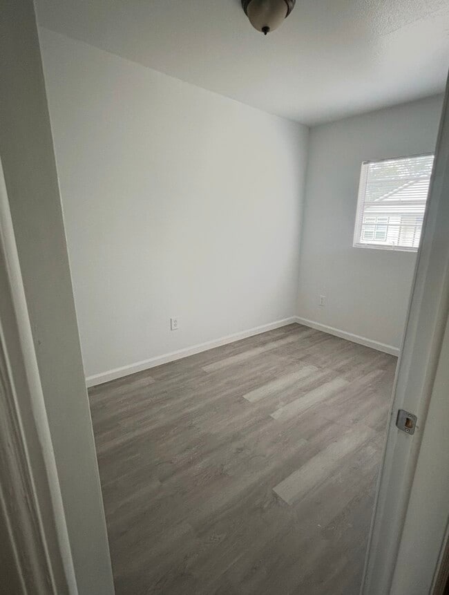 Photo - 916 Preston St Unidad 103