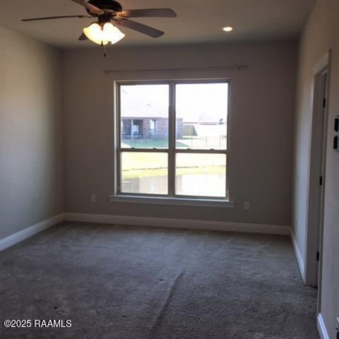 Photo - 405 Claystone Rd