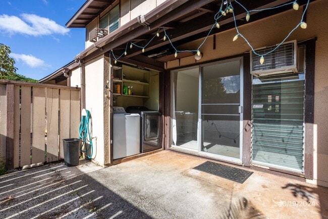 Photo - $2,6700 / 2 Bed 1.5 Bath IN MILILANI (WATER&SEWER INCLUDED)