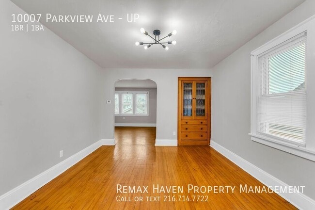 Photo - 10007 Parkview Ave Unidad UP