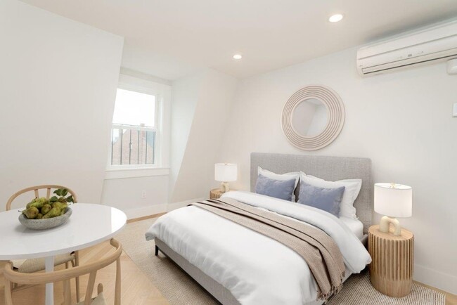 Photo - 461 Massachusetts Avenue