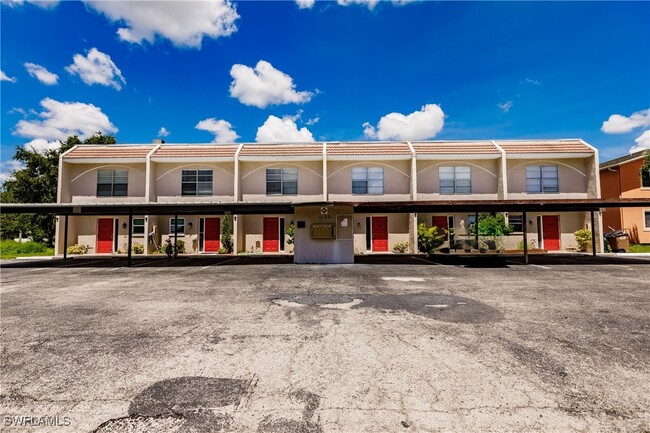 Building Photo - 1123 SW 48th Terrace Rental