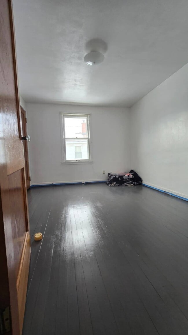 Photo - 610 Dickson St