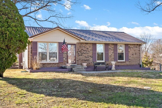 Photo - 233 Old Hopkinsville Hwy