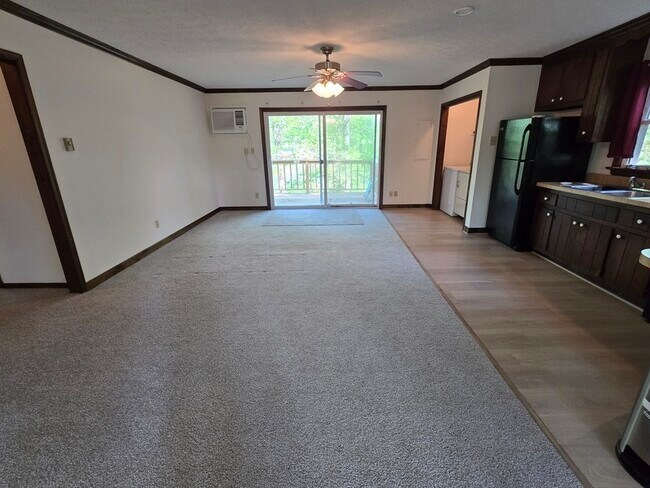 Photo - 6308 Lakeshore Dr