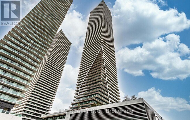 Photo - 30 Shore Breeze Dr Unit 1023