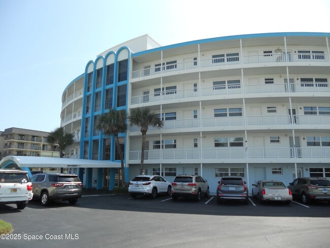 Building Photo - 4000 Ocean Beach Blvd Unit 1f Rental