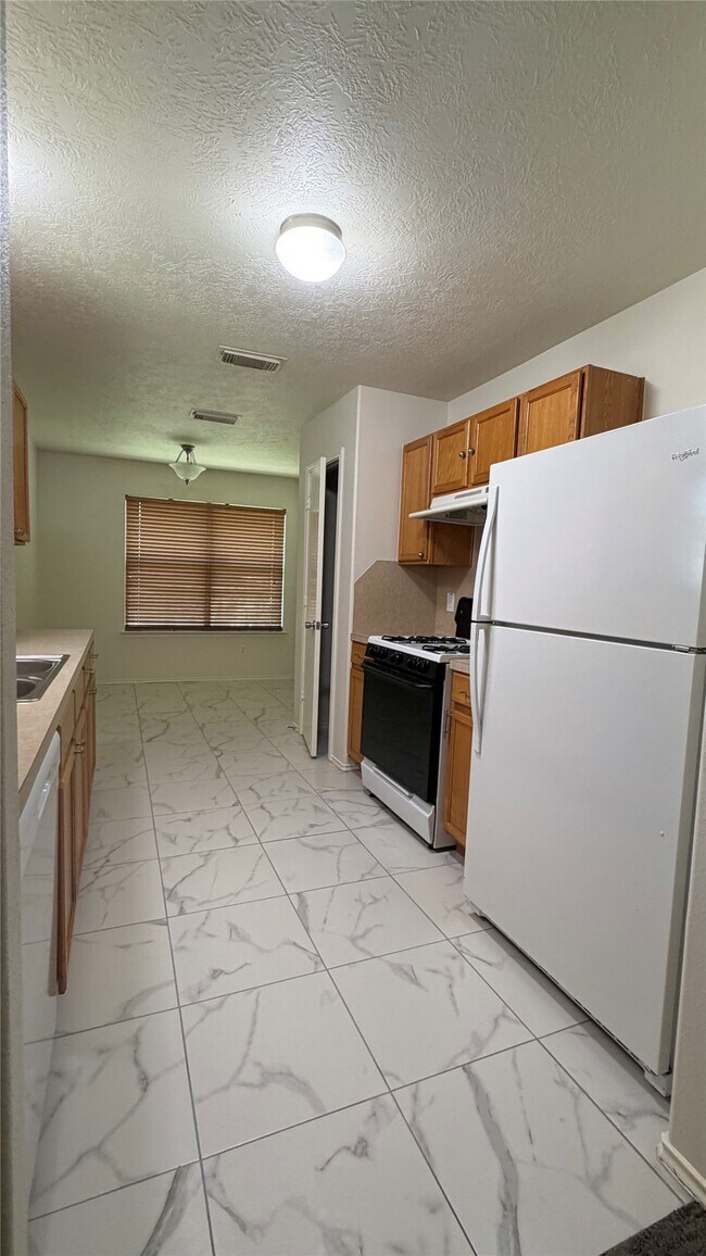 Photo - 8943 Farm Ridge Ln