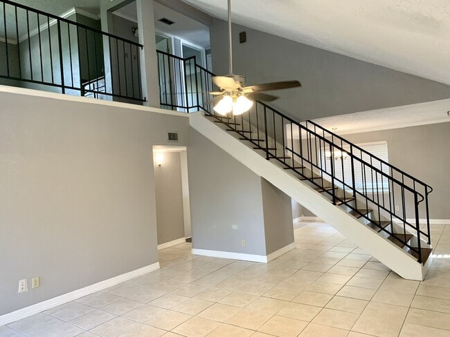 Photo - 106 Land Grant Ct