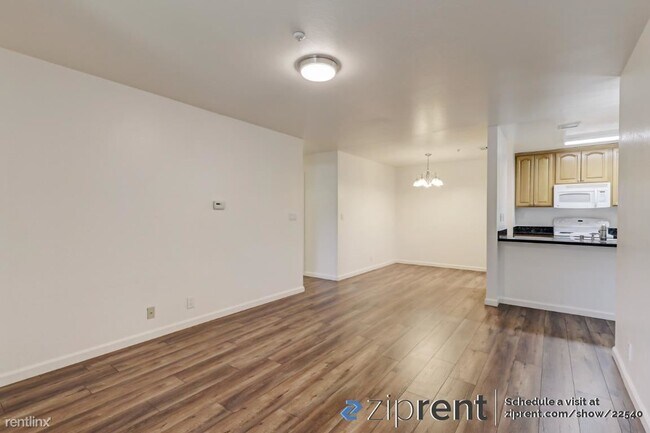 Photo - 2 br, 2 bath Condo - 3173 Wayside Plaza, W...