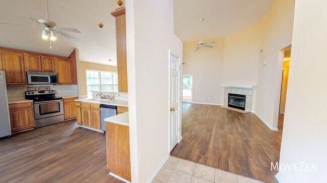 8806 Healy Cir
